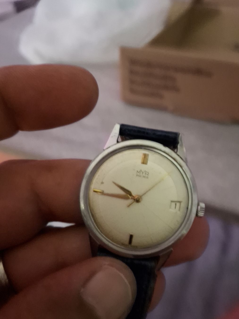 Universal Genève Orologi: Uhrenlot 7,Stk Ab,1.-  Chf. – Difettoso da Reiden venduto da Flomy-72 5