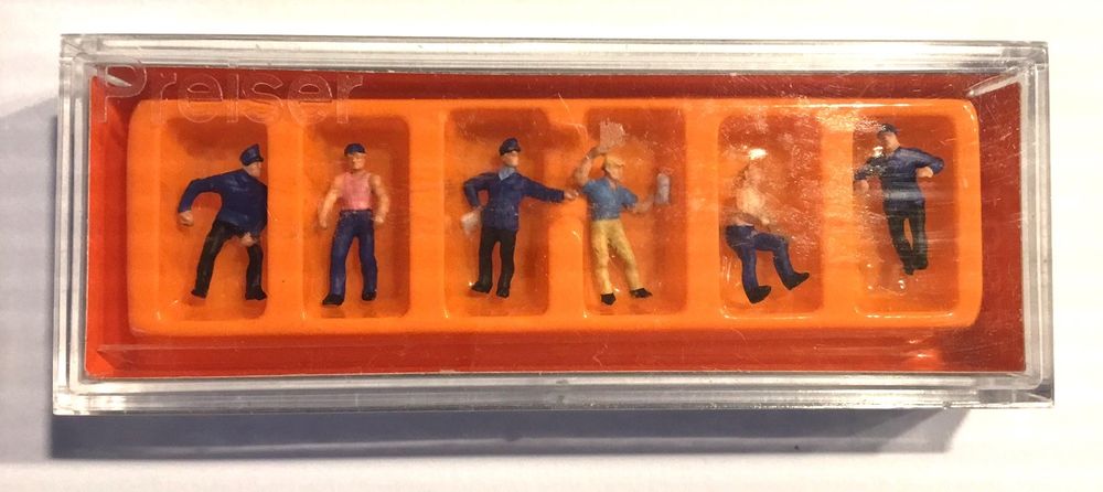 Preiser Miniaturfiguren – 13 Soldats Prussiens – Cavalerie 1:32 (60mm) – À Peindre
