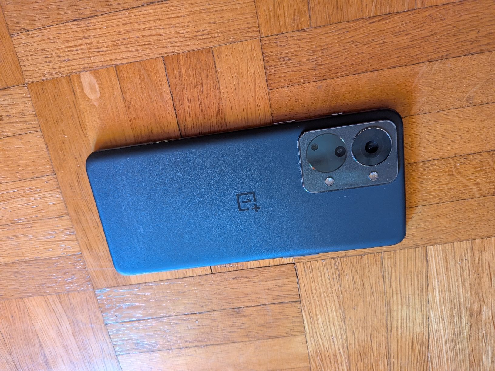 OnePlus Handys / Smartphones: OnePlus Nord 2T 5G – Gebraucht aus zürich von donfebbraio 6