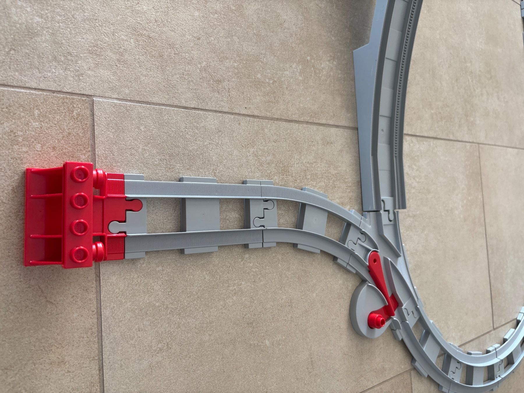 Lego Jeux de construction: Circuit Train Duplo 10874 Capteur couleurs & Bluetooth – D'occasion à Lausanne par pabernard 6