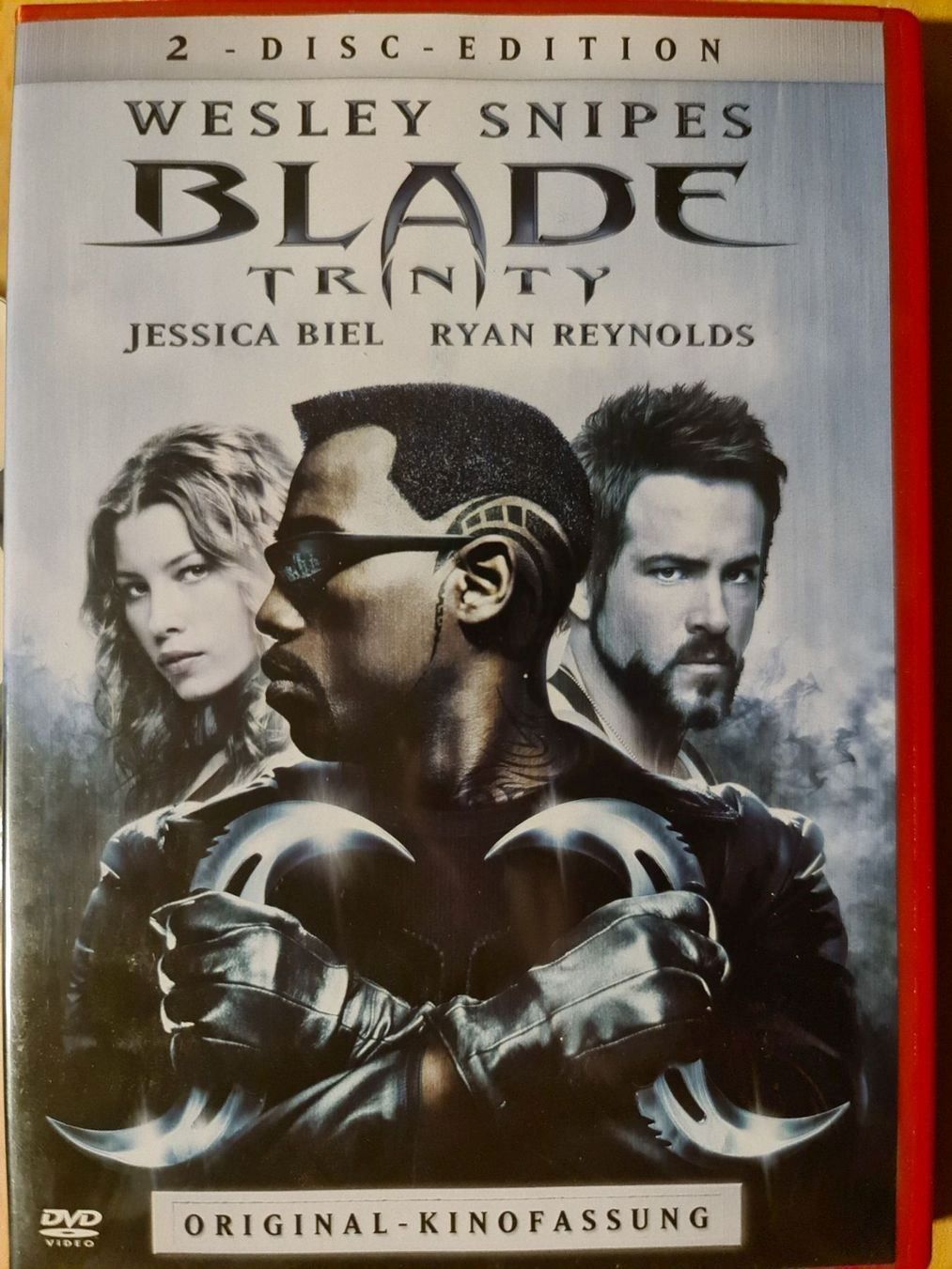 Tutti i DVDs: DVD Blade – Usato da Dintikon venduto da Vexi
