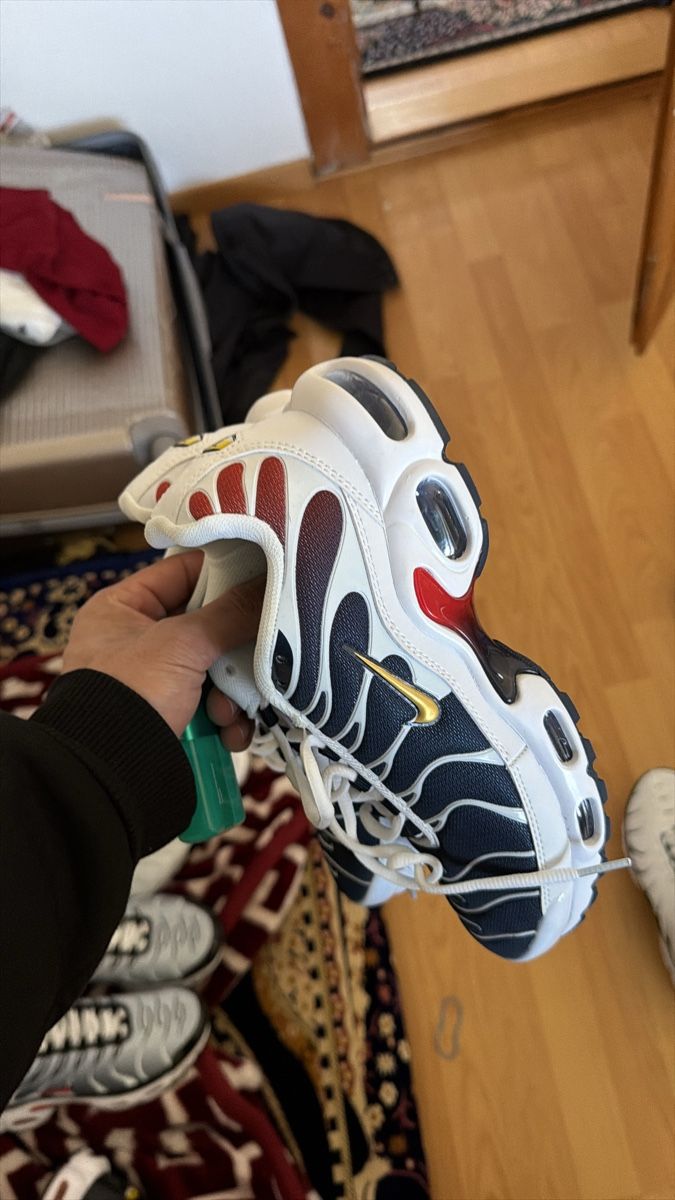 Nike Herrenschuhe: Schuhe  – Neu und originalverpackt aus Zürich von zek_v8y6 3