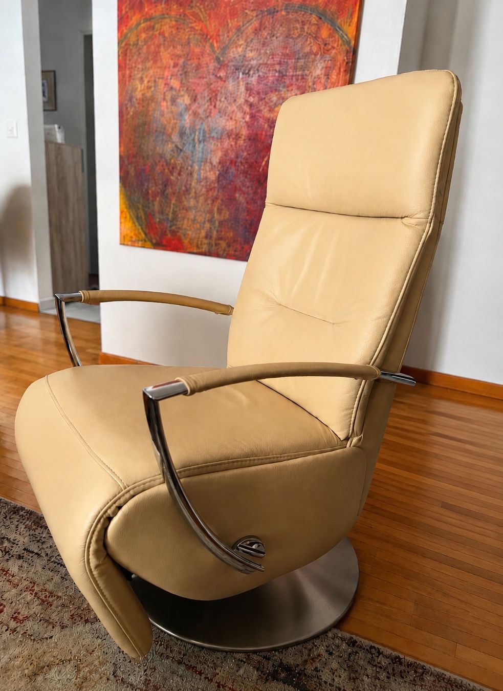 Poltrone: Eleganter Relaxsessel aus Leder – Usato da Koblenz venduto da WowPrinzip