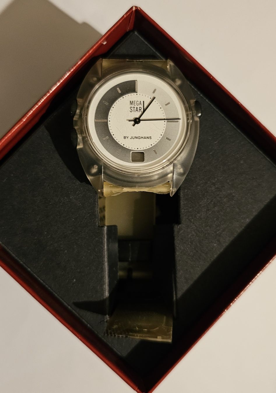 Junghans Orologi: MEGA STAR  BY JUNGHANS – Difettoso da Genève venduto da Fresko01 2