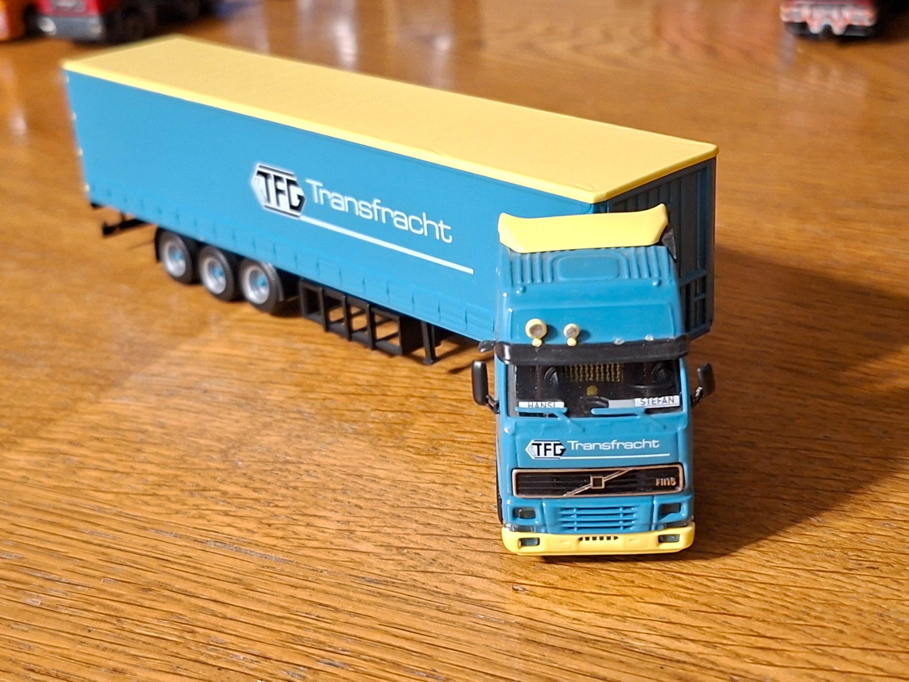Herpa Kit di modellismo & Modellini statici: Volvo Sattelzug herpa 1:87 – Usato da Vordemwald venduto da TGV9497 3