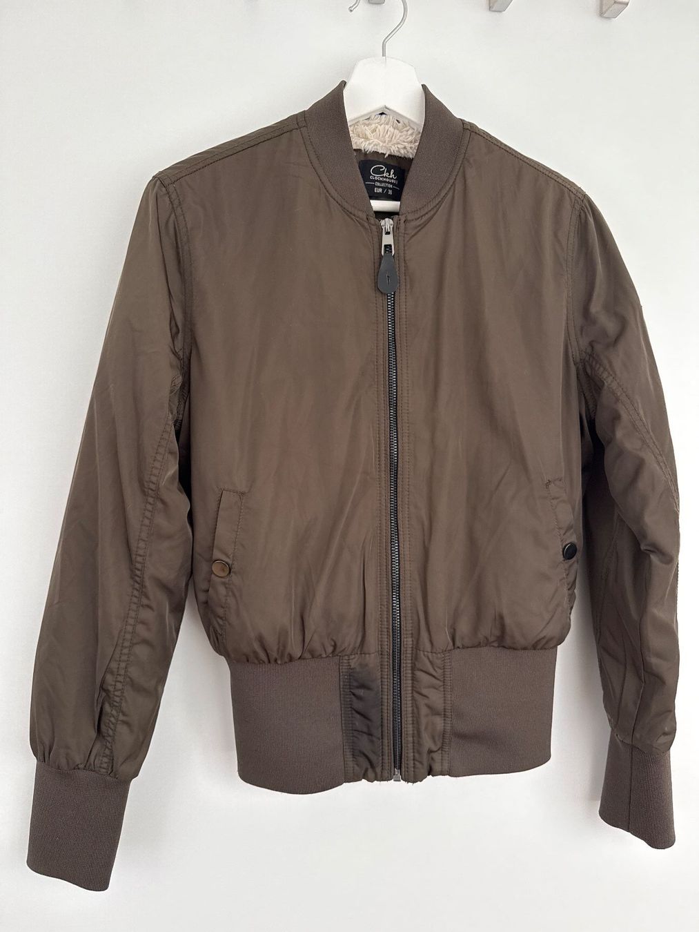 C&A Giacche: Olivegrüne Bomberjacke von C&A Gr.34-36 – Usato da Schönenwerd venduto da d.chiara 1