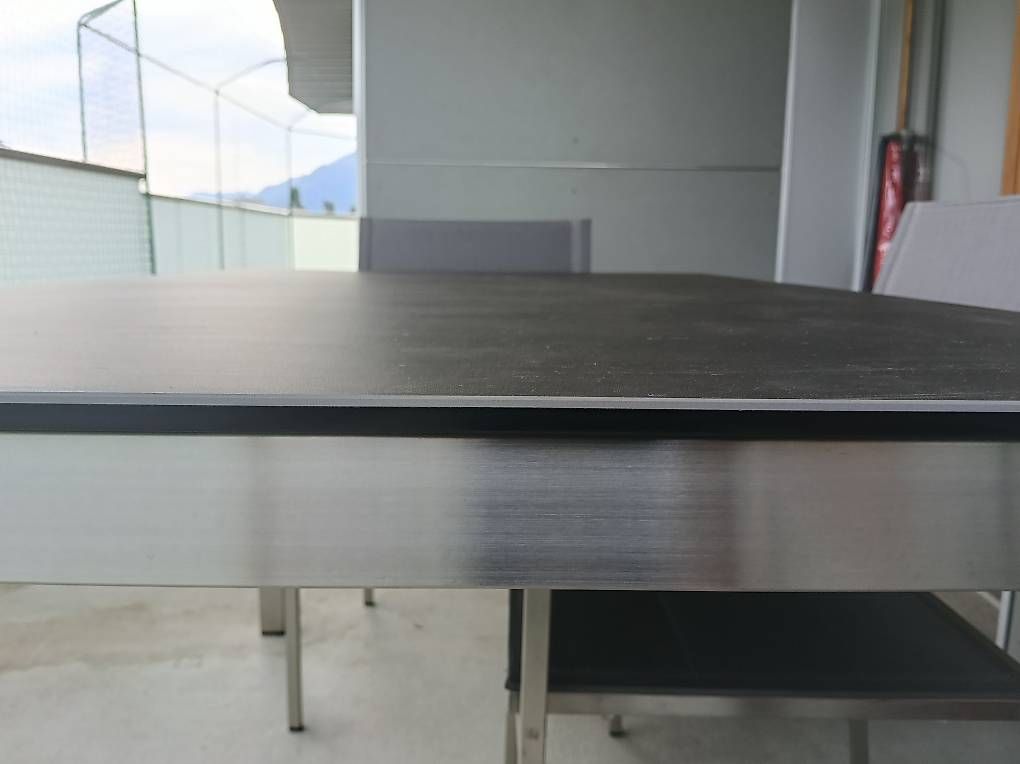 Tischset: Table acier céramique, 6 chaises. – Gebraucht aus Sierre von ser_xl7g 3