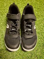 Fast neue Turnschuhe, Grösse 33 und 35