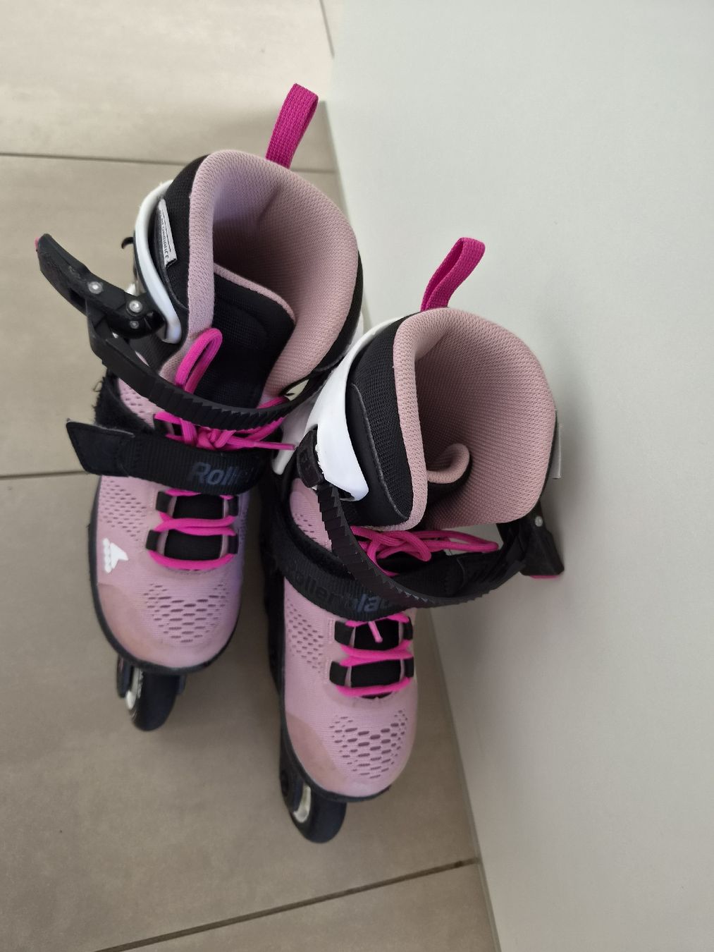 Inline-Skating & Rollschuhe: Rollerblade Microblade Kinder 26 - 32 – Gebraucht aus Sulgen von Rayx1 1