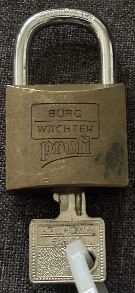 Lucchetti: Vorhängeschloss  – Usato da Winterthur venduto da stella67 1