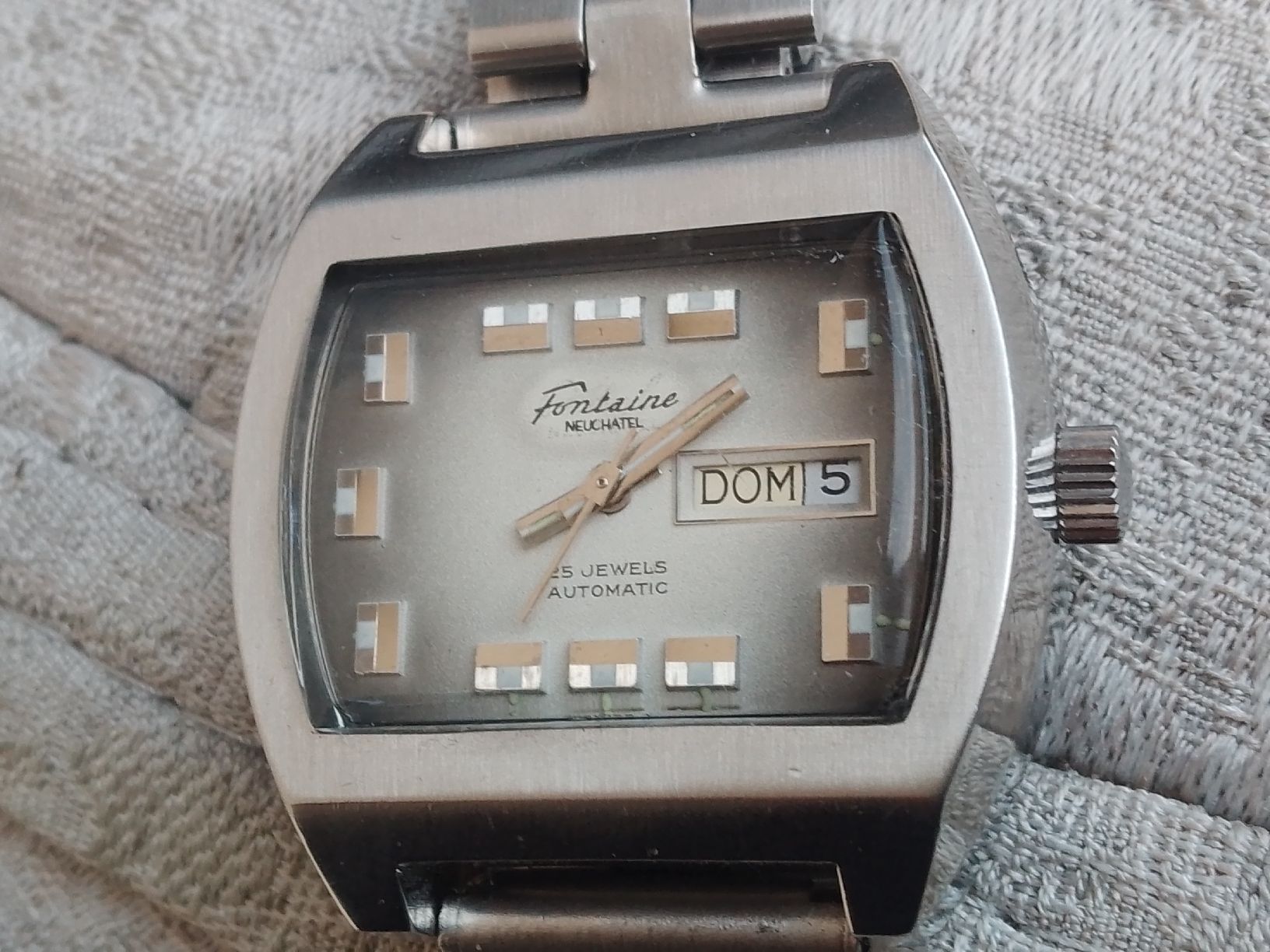 Swiss Montres: Fontaine Tv Automatic 40mm läuft super – D'occasion à Agno par sam2608
