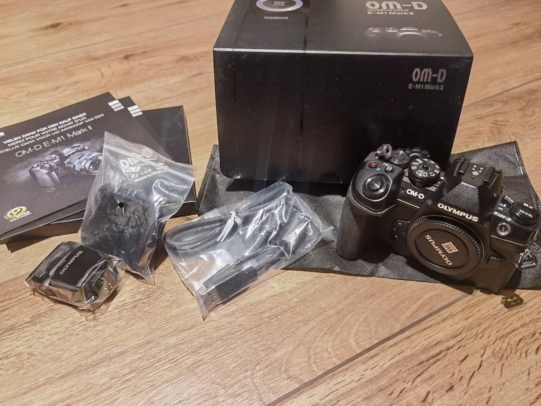 Olympus Kamera: Olympus E-M1 Mark 2 MFT Kamera – Gebraucht aus Niederurnen von yuen