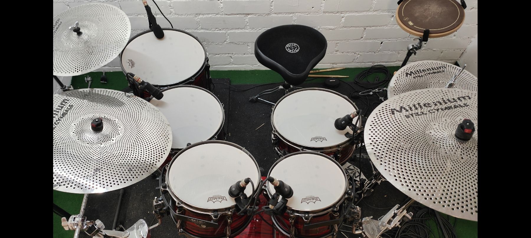 Instruments de musique: Tama Superstar Hyperdrive Birch Schlagzeug – D'occasion à Oensingen par gyo_q5gd 2