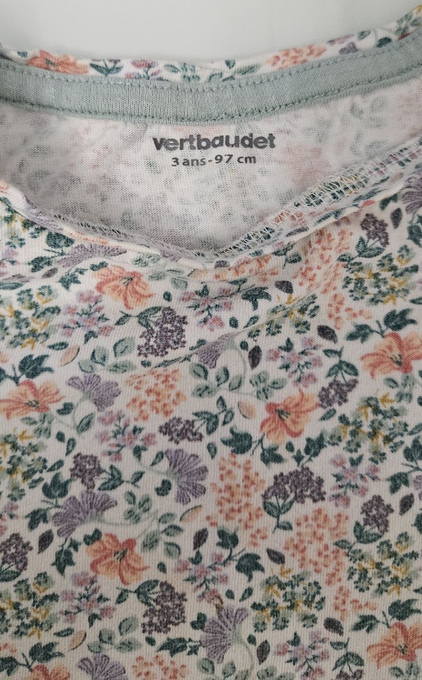 Vertbaudet Kleiderpakete & -sets: Mädchen Set Grösse 3 Jahre - 97cm – Gebraucht aus Matzingen von celine.b.99 1
