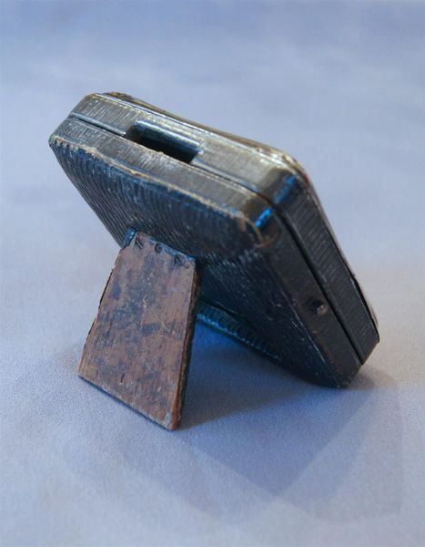 Wandhalterungen: Authentischer Taschenuhrhalter aus Silber datiert 1864 – Gebraucht aus Geroldswil von ARTEFACTO 2