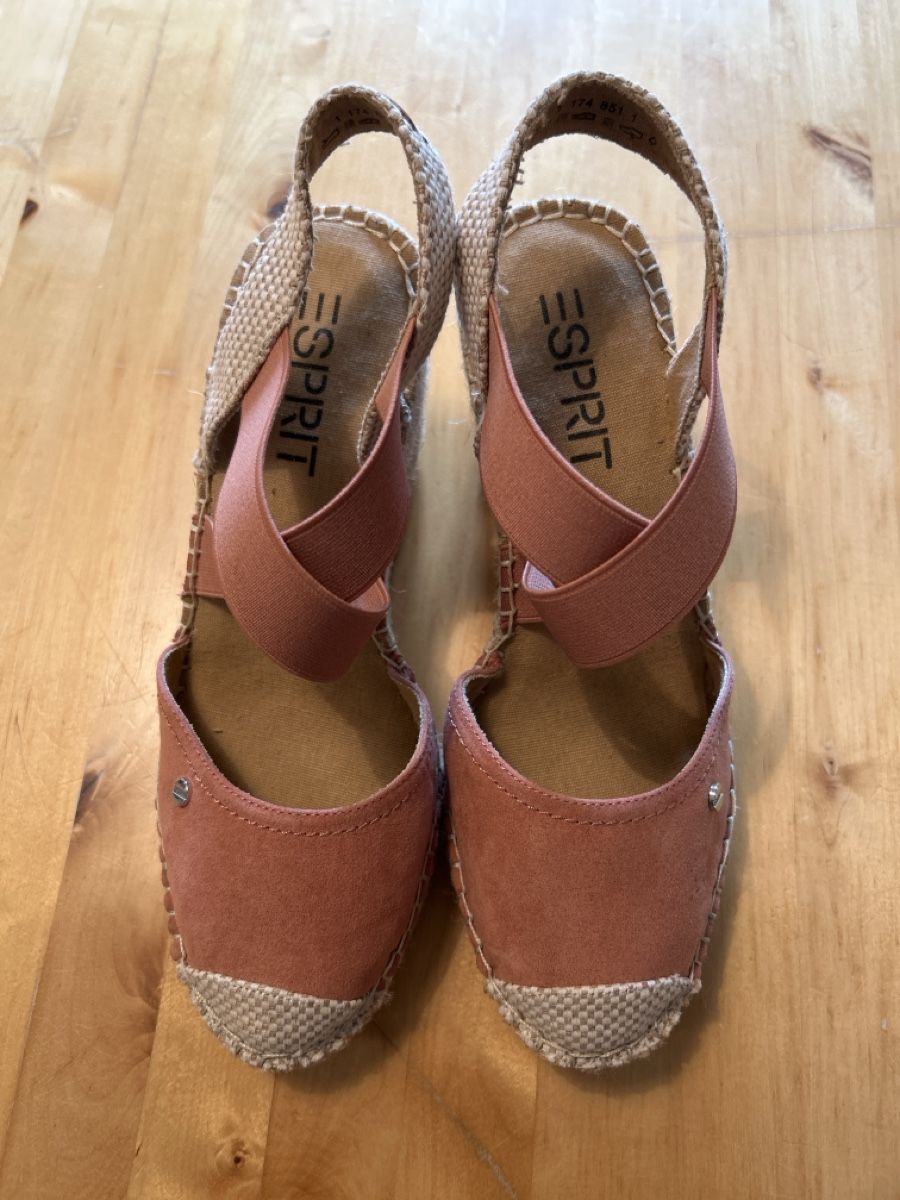Esprit Scarpe da donna: Sommerschuhe Esprit Gr. 39 – Usato da Mühlau venduto da LaSass 2