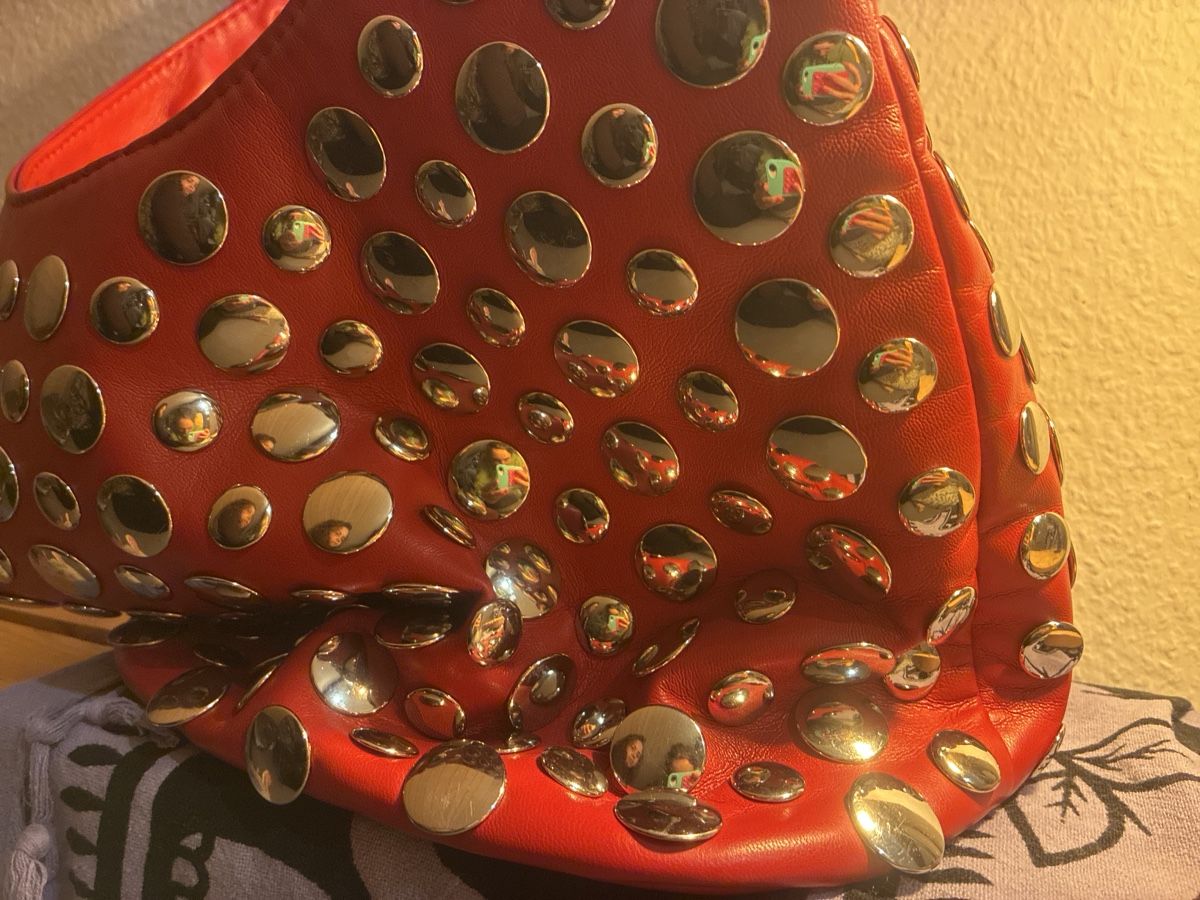 Stradivarius Taschen für Damen: Nietentasche studded Stradivarius  – Neu (gemäss Beschreibung) aus Allschwil von Bolliger03 2