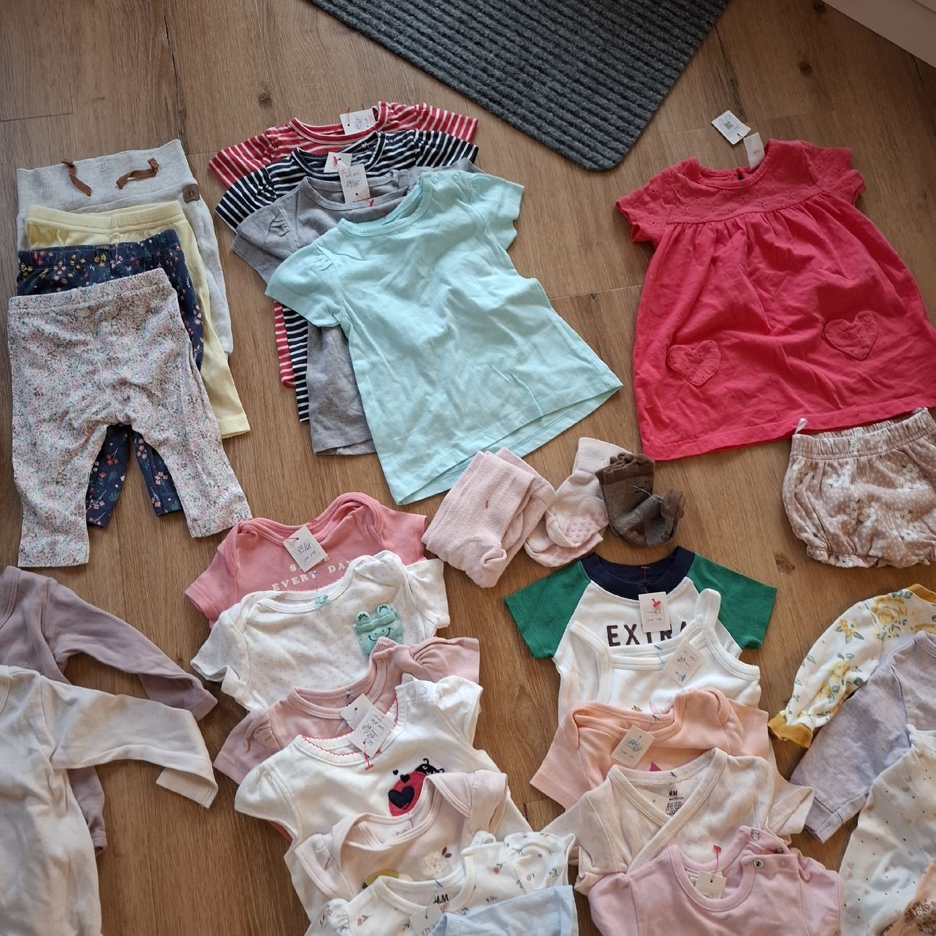 Lotti & Set di vestiti: Baby Kleidung Set Mädchen Grösse 62 – Usato da Bülach venduto da JAYA379 5