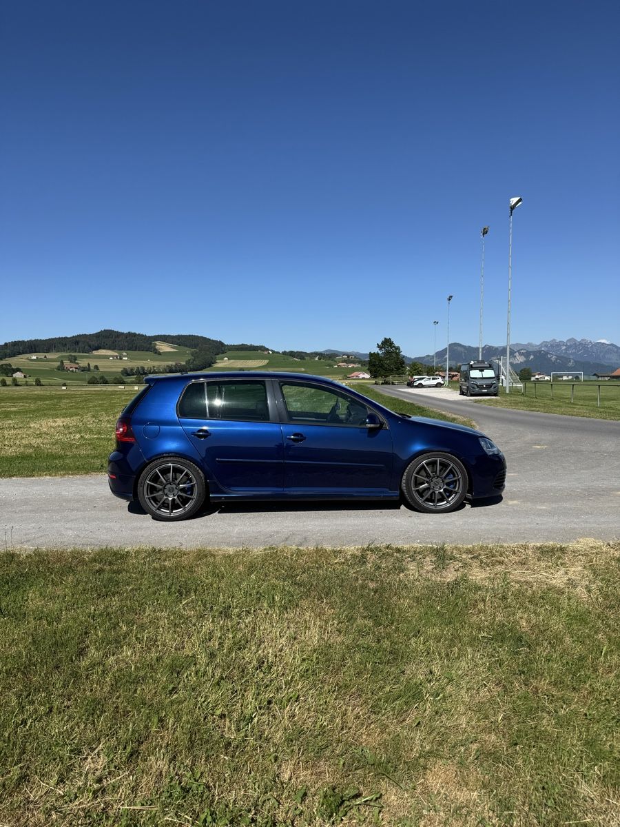 VW Automobili: VW GOLF 5 R32 – Usato da Vaulruz venduto da tho_tgk2 2