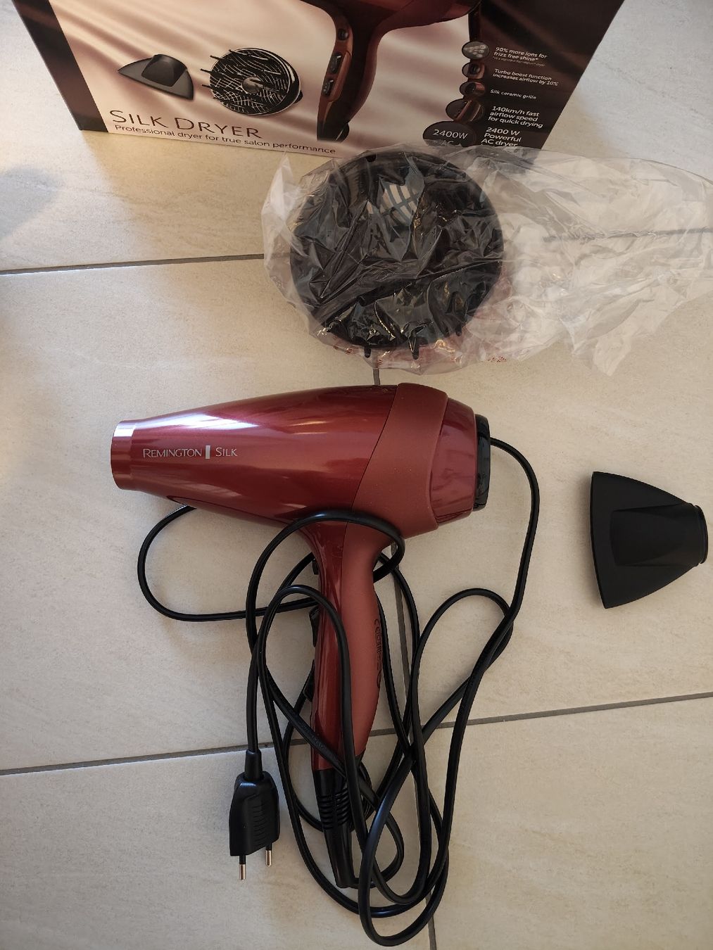 Remington Asciugacapelli: Haarföhn Remington  – Usato da Mendrisio venduto da Dee-11 1