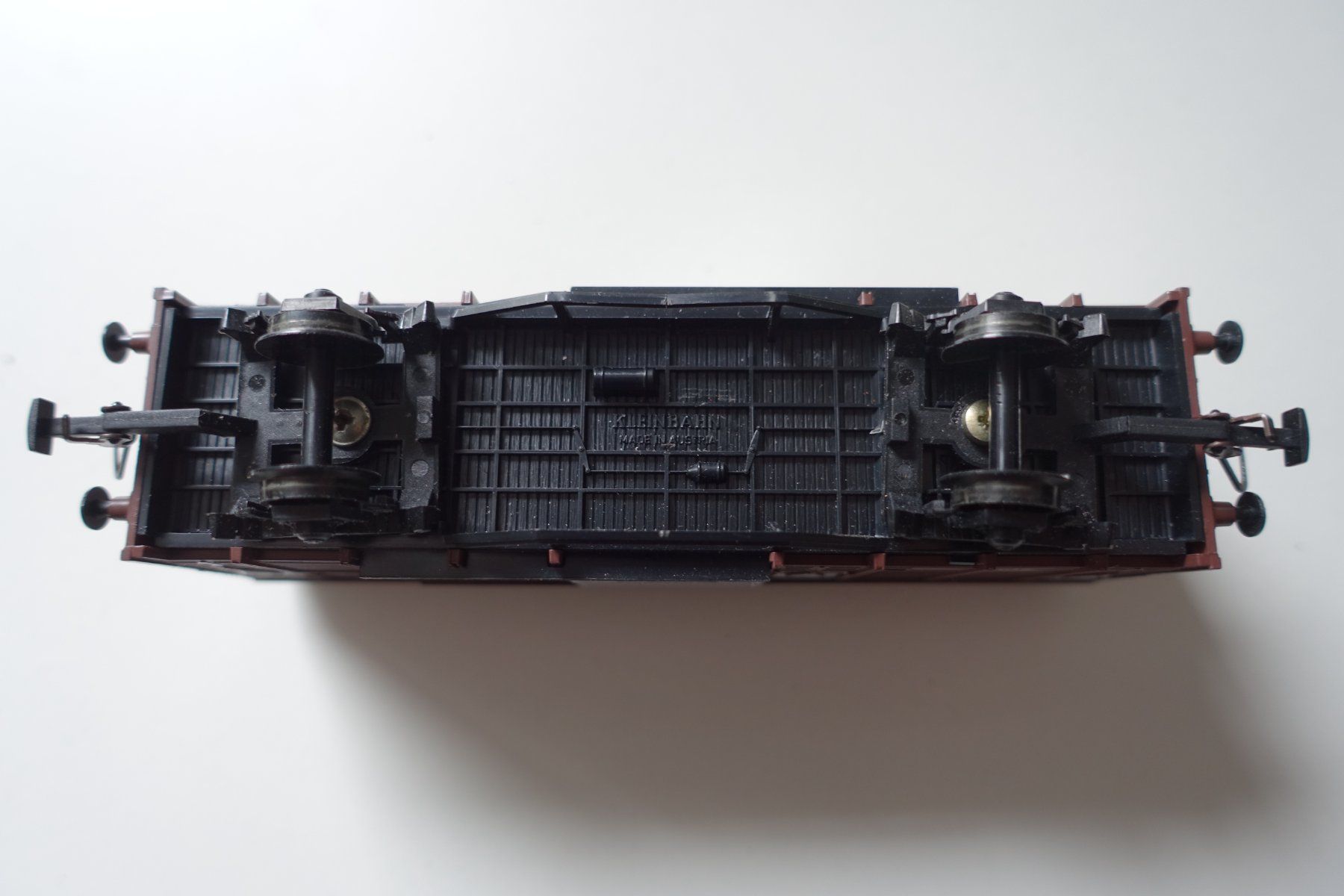 Kleinbahn Modelleisenbahnen: KLEINBAHN No. 311 ÖBB gedeckter Güterwagen – Gebraucht aus Wallbach von Sarrows 3