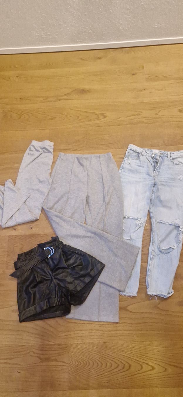 Lotti di vestiti: 6. Hosen  – Usato da Hochfelden venduto da Ni9999