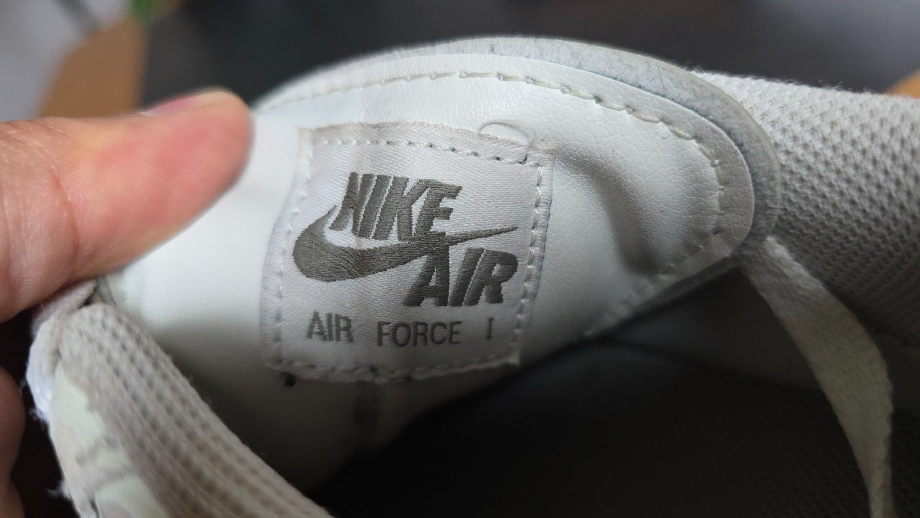 Nike Scarpe da uomo: Nike Air Force 1 schuhe gr 38.5 – Usato da Wallisellen venduto da theblacksheep 7