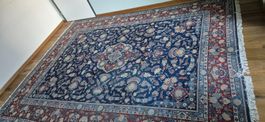 Handgefertigter Vintage Orientteppich: Florales Medaillon