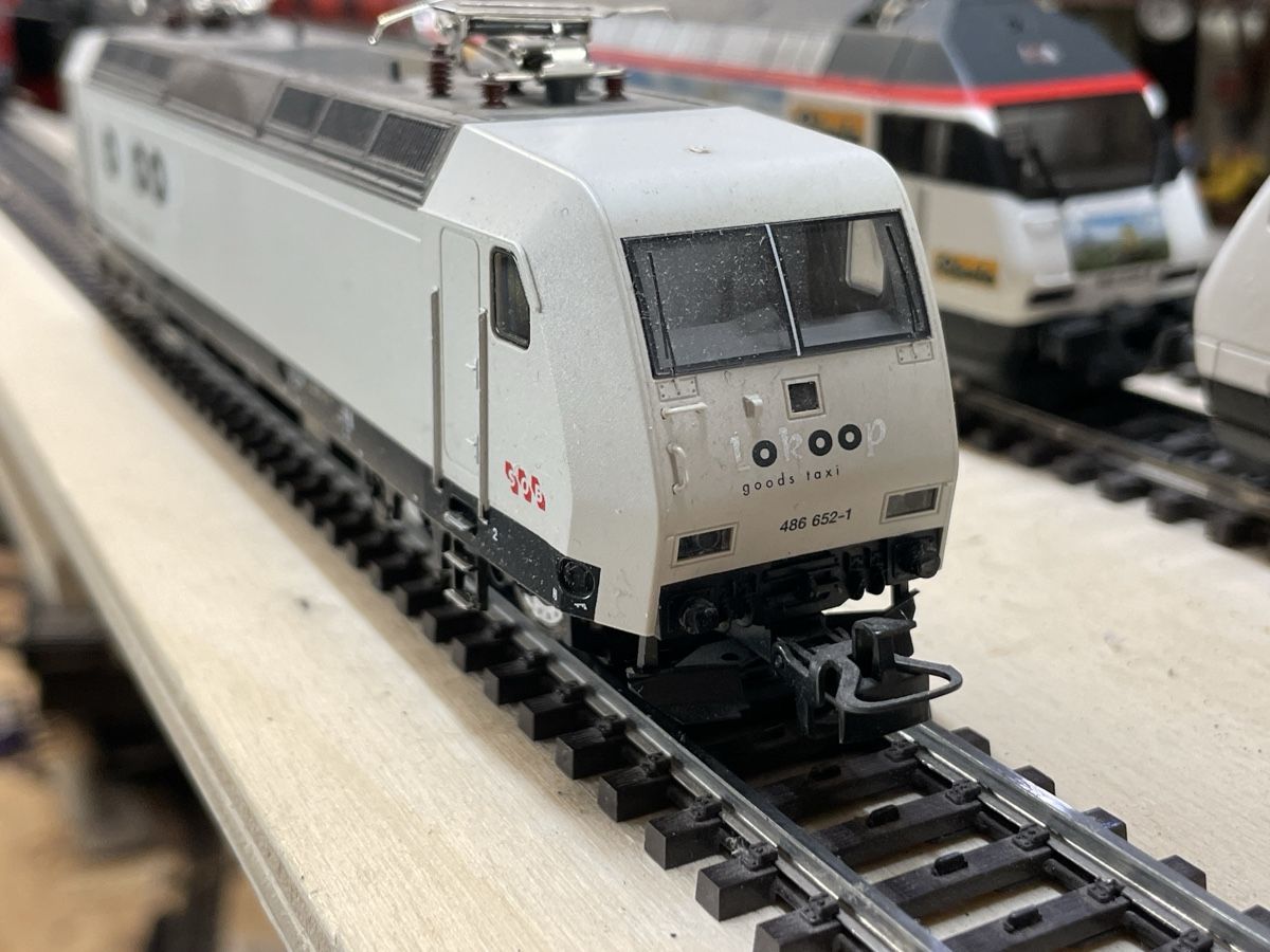 Fleischmann Modellini di ferrovie: Fleischmann Lok 486 652-1 Lokloop neuwertig – Usato da Gossau SG venduto da Krokodil344 1