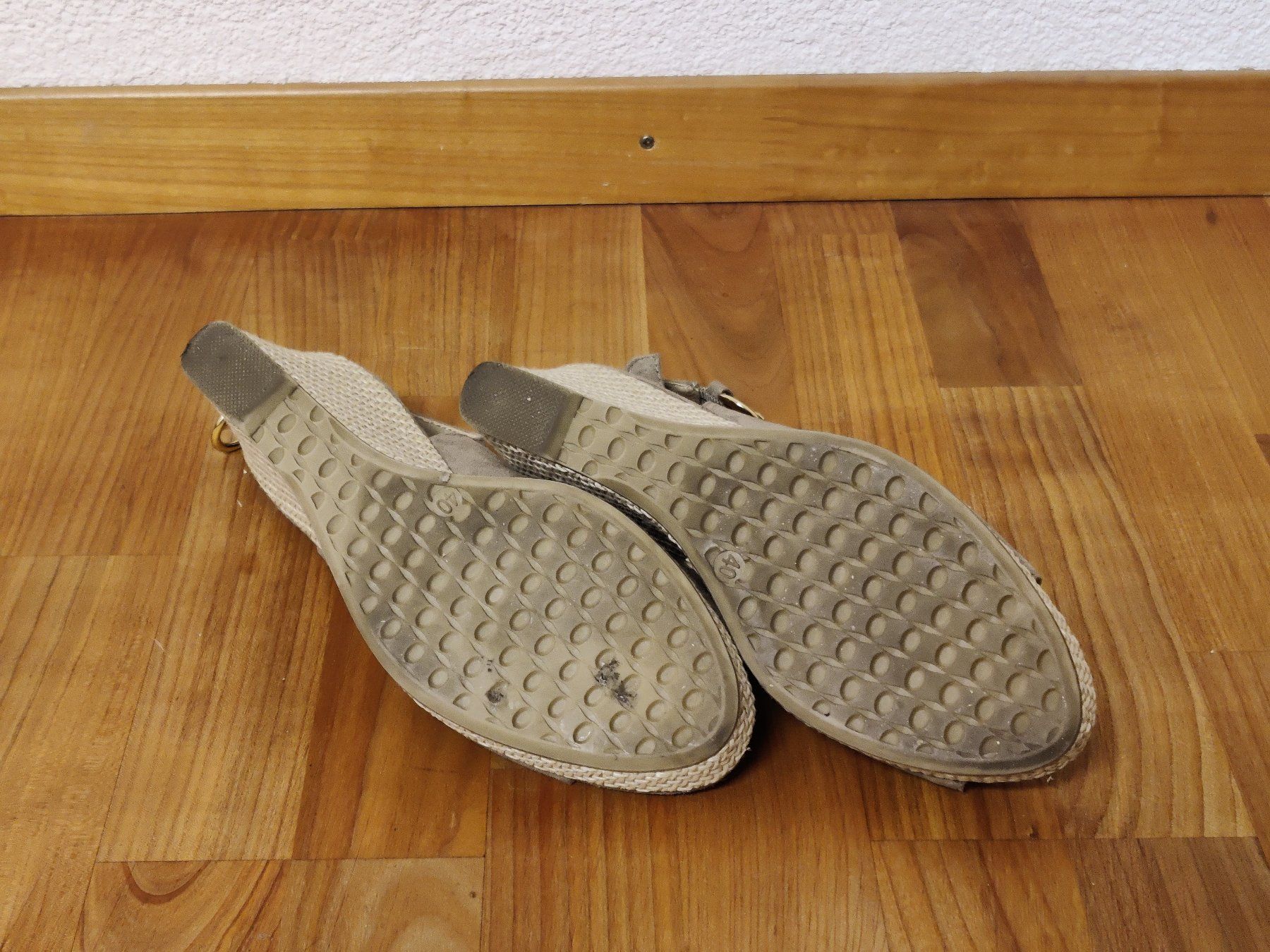 Scarpe da donna: Bequeme Wedge Heels, Gr. 39-40 – Usato da Birmensdorf ZH venduto da Nebuliane 3