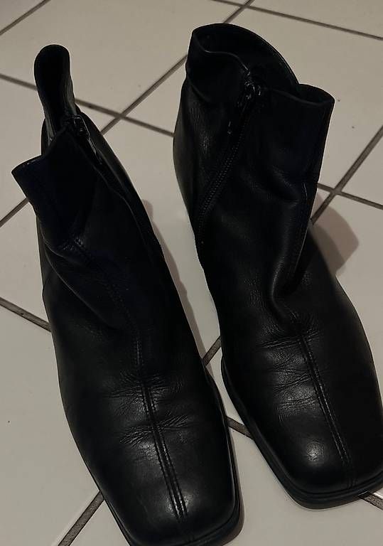 Scarpe da donna: Gabor Stifalette schwarz  – Usato da Zürich venduto da sca_g8jq 1