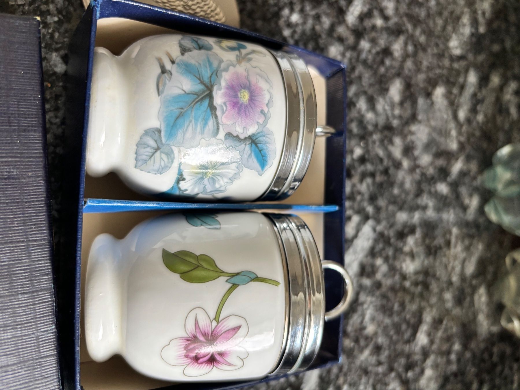 Royal Worcester Autre vaisselle: Royal Worcester Eier Coddler Becher – D'occasion à St. Gallen par always-a-good-buy 1