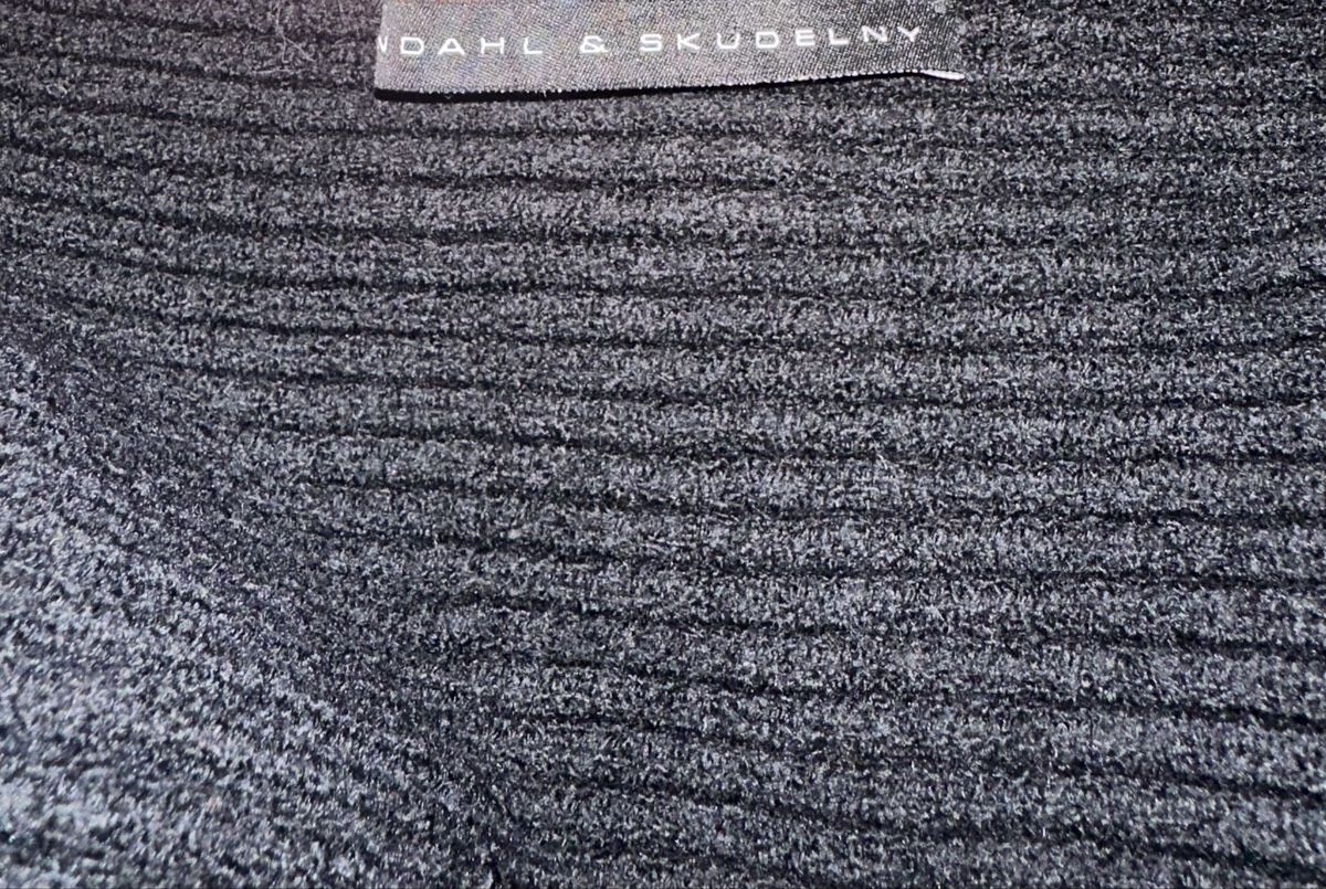 Altro in Moda donna: HINDAHL & SKUDELNY CAPE GR. S – Nuovo (secondo la descrizione) da Unteraegeri venduto da MH203 8