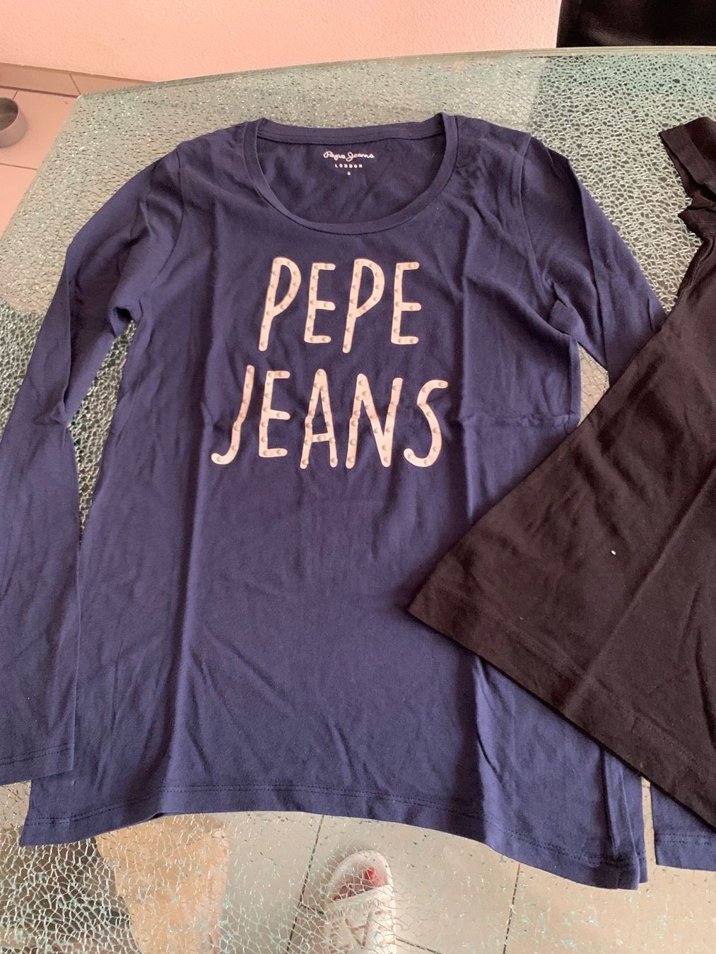 Pepe Jeans T-shirt: T-Shirt Pepe Jeans/Guess – Usato da Brüttisellen venduto da lilien2012