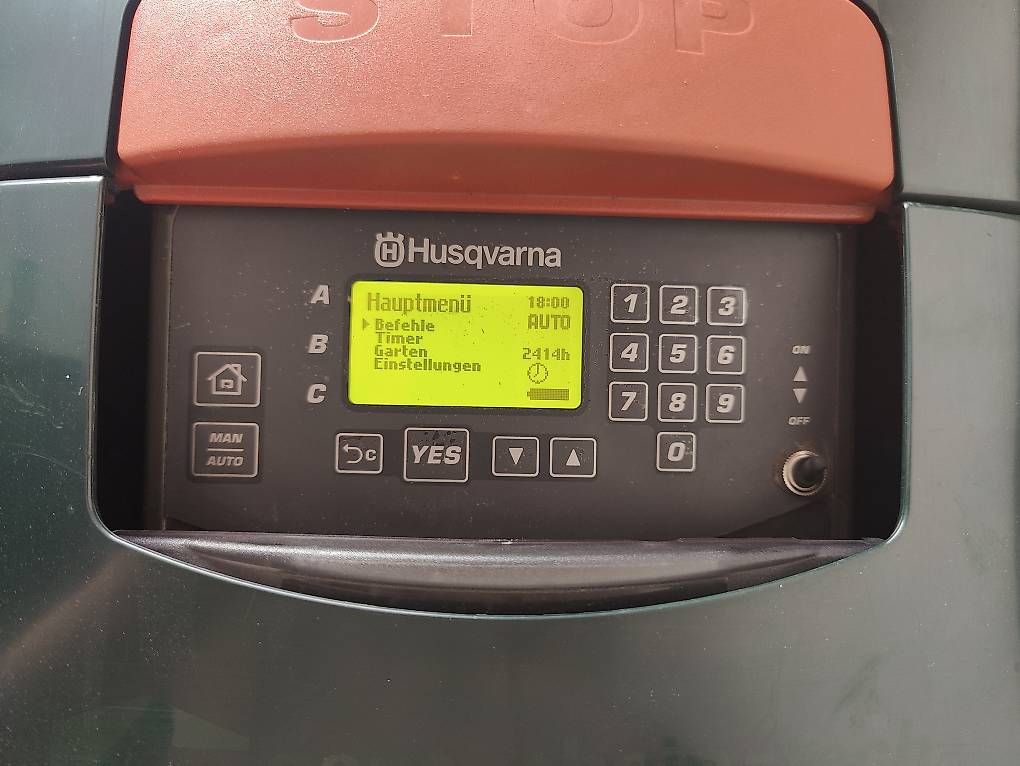 Husqvarna Tagliaerba: Husqvarna Automower 220 AC Top Zustand – Usato da Meisterschwanden venduto da meisti12 1