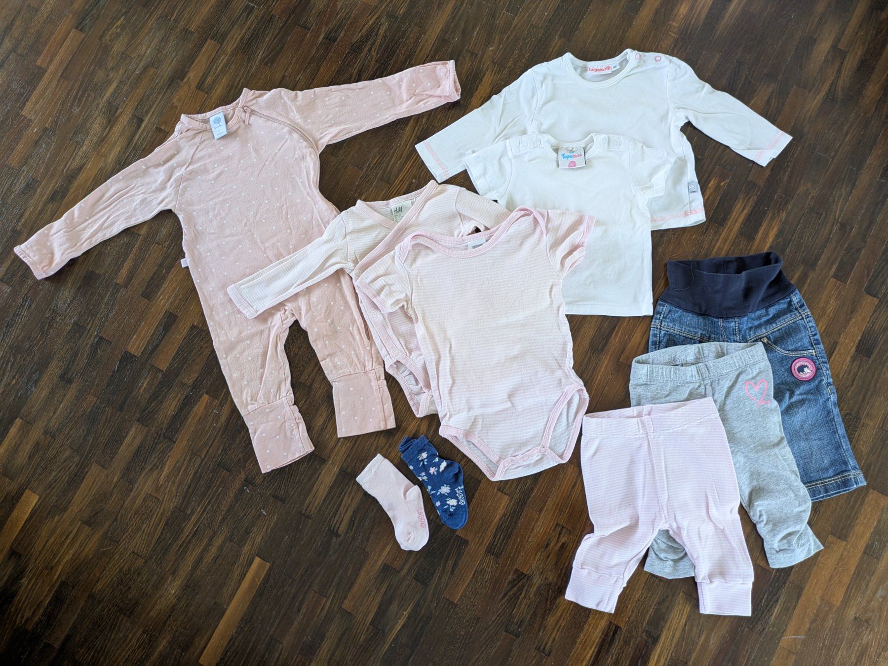 Lotti & Set di vestiti: Babykleider Set Mädchen, Gr. 56/62 – Usato da Zürich venduto da eva_8mhm