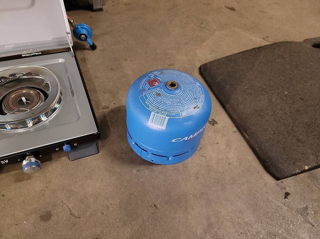 Griglie: Grill von Campingaz 2flammig mit Gaskartusche – Usato da Appenzell venduto da Fabiandoerig 3