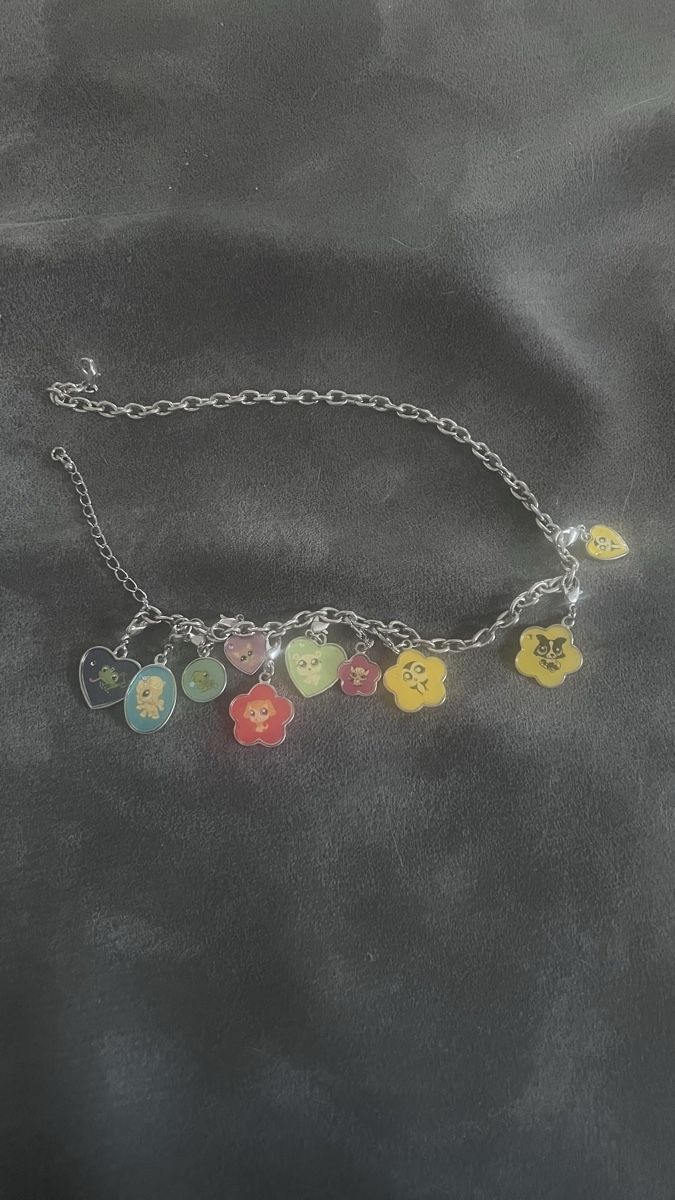Catenine: Halskette mit Charm von Hasbro – Usato da Härkingen venduto da hamschter73 1