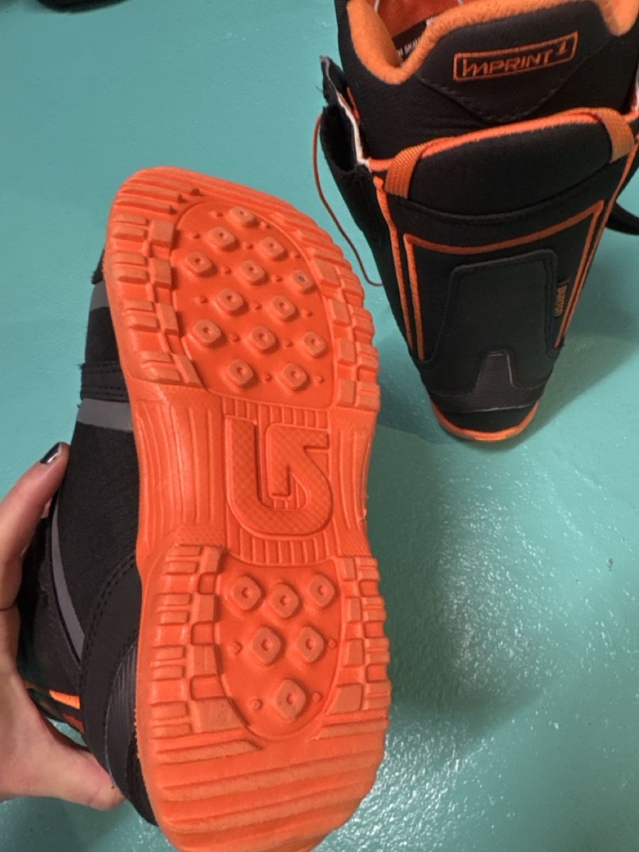 Burton Schuhe für Jungen: Burton Snowboardschuhe, Grösse 35, wenig getrage – Gebraucht aus Jegenstorf von Christo0211 3