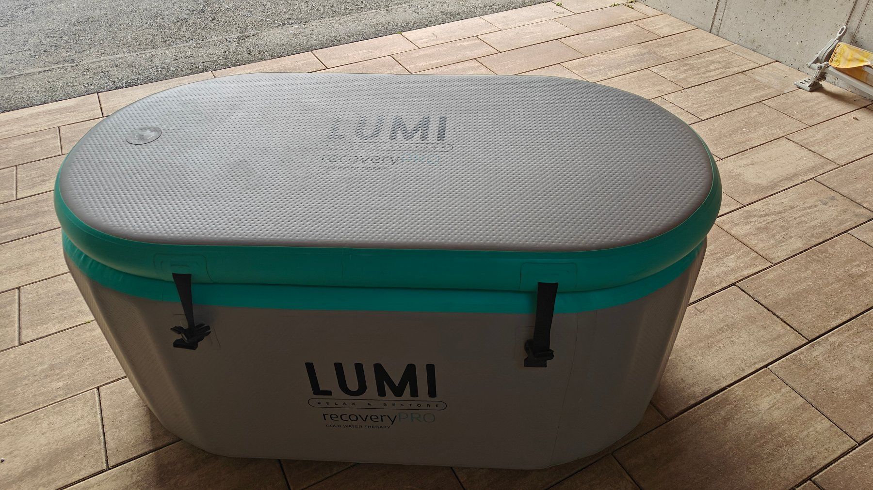 Piscine: LUMI Recovery Duo PRO Eisbad – Usato da Unterlunkhofen venduto da Queensryche 3