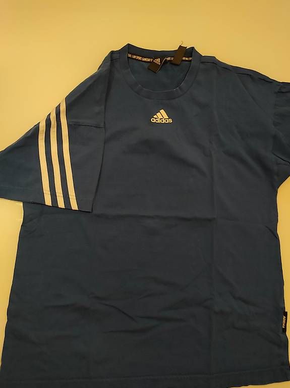 Lotti & Set di vestiti: Completo Adidas – Usato da Bellinzona venduto da mar_b5cp 4