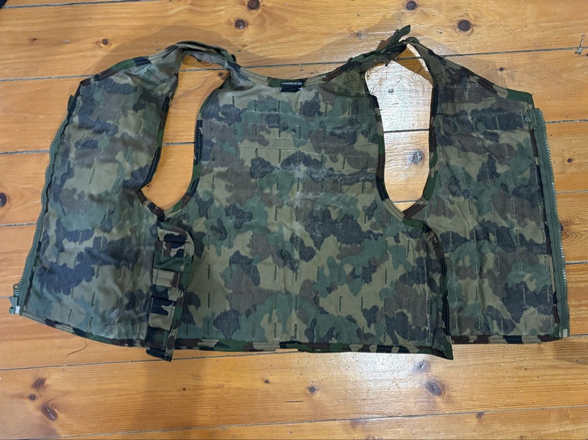 Gilets & Westen: TAZ 90 Vest – Gebraucht aus Novazzano von militaryautist 2