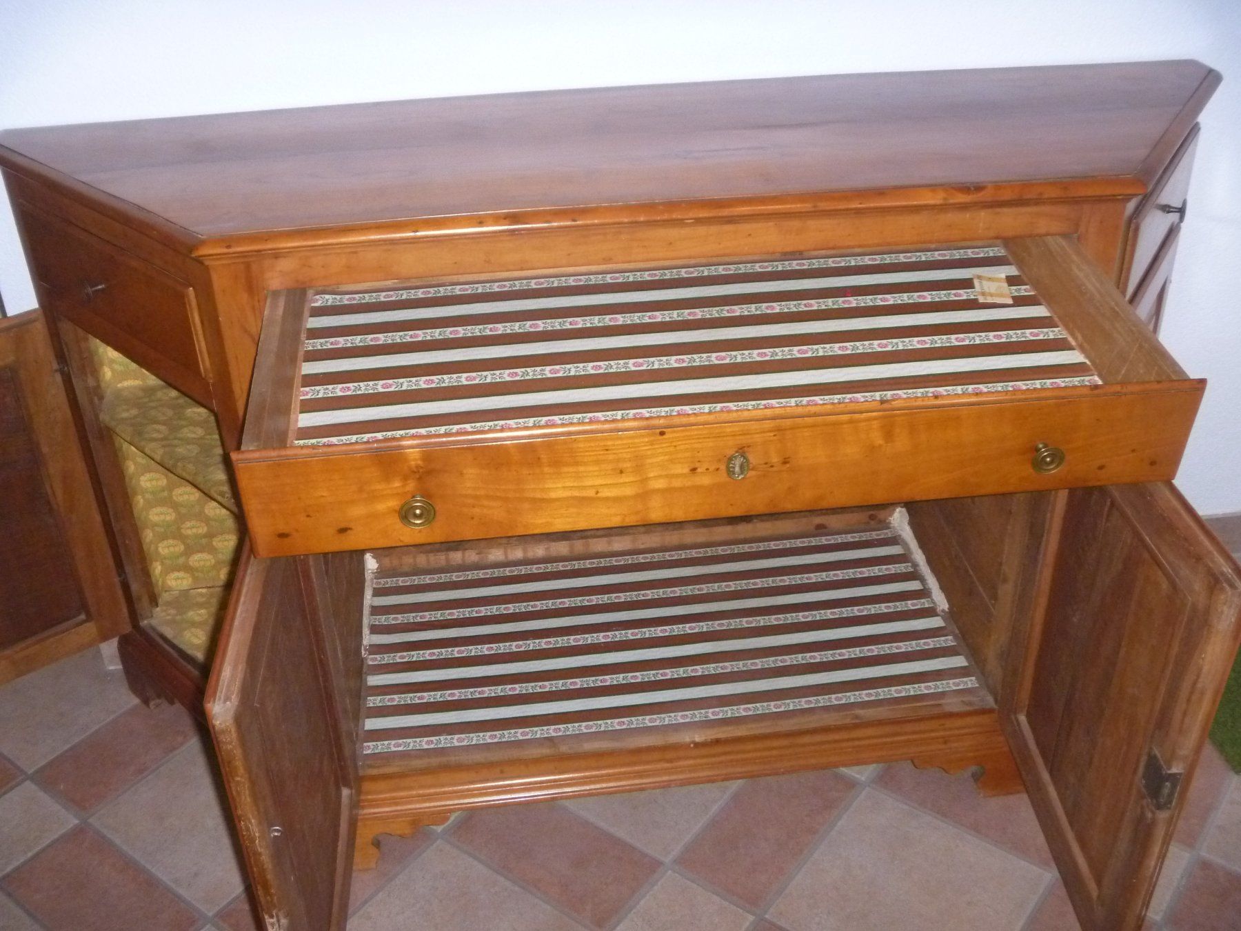 Credenze: antikes Sideboard Buffet – Usato da Rüti ZH venduto da baumchen 3