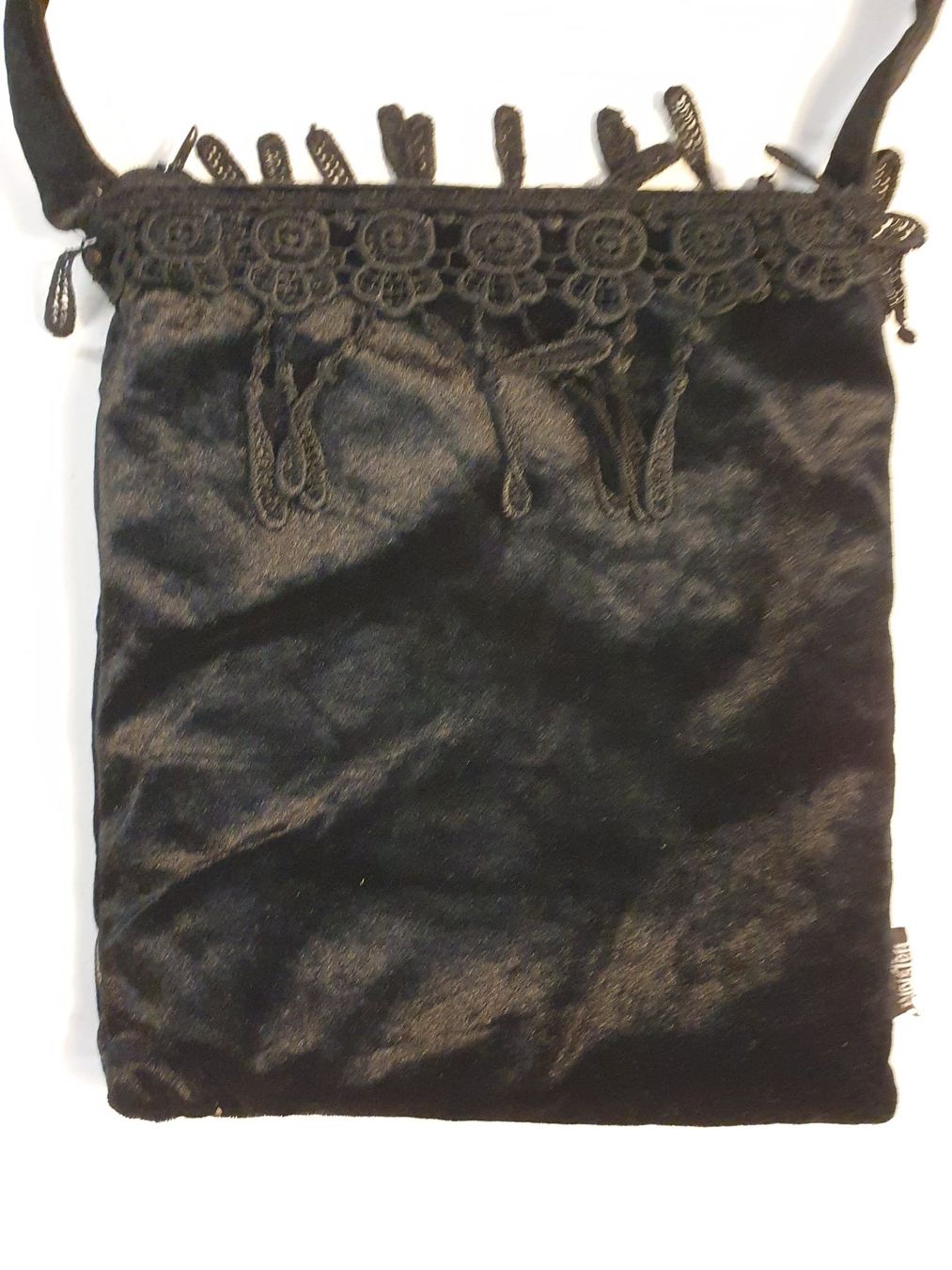 Taschen für Damen: Damenhandtasche Samt schwarz – Gebraucht aus Zürich von loosebone 1