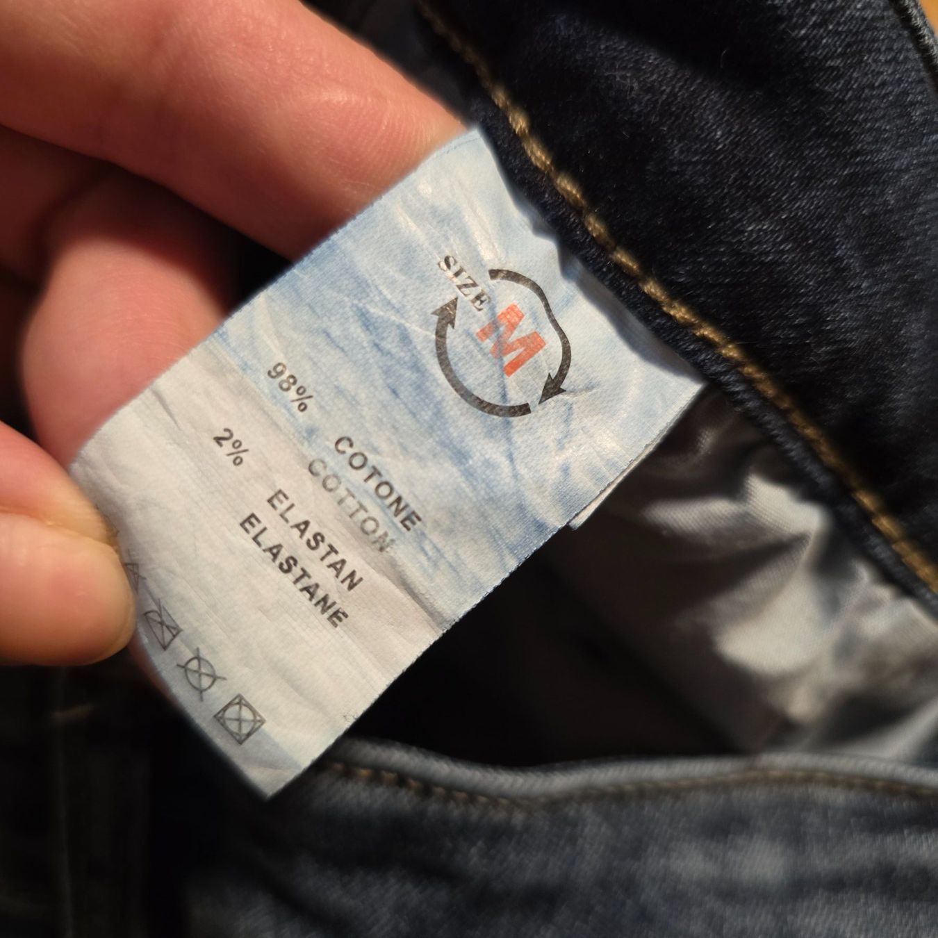 Jeans: Dunkle Jeans mit Flechtdetail – Gr. 38/M – Usato da Wald ZH venduto da CapLux 3