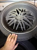 Alufelgen 19 Zoll mit Sommerreifen 235/35 R19 91W XL ZuperEc