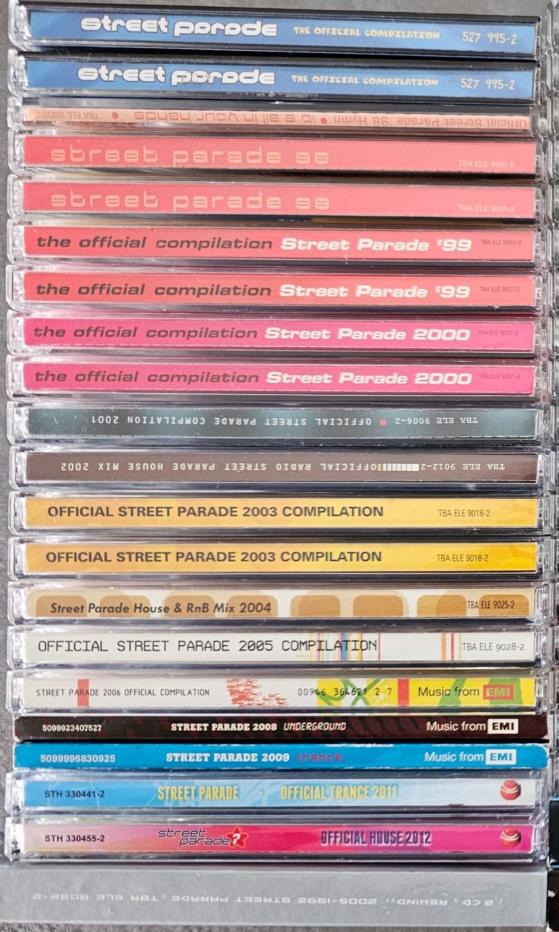 CDs: Street Parade CD's 1995 bis 2012 – D'occasion à Unterkulm par Chaplyn2018
