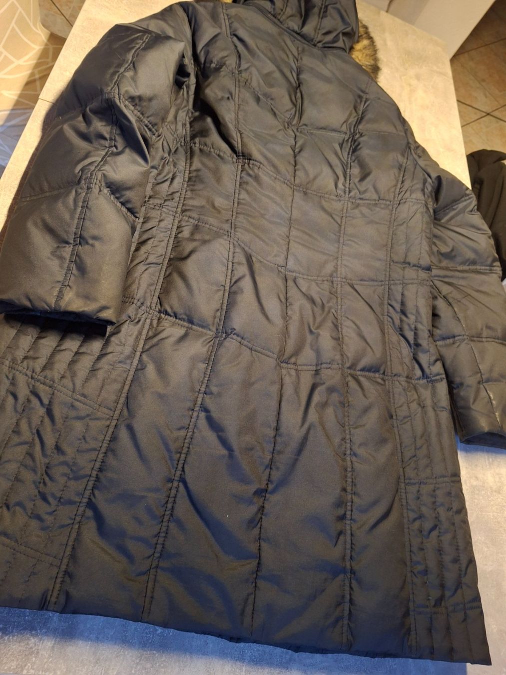 C&A Giacche: Manteau doudoune capuchon taille 44 marque C&A – Usato da Villiers venduto da san_jn5w 7