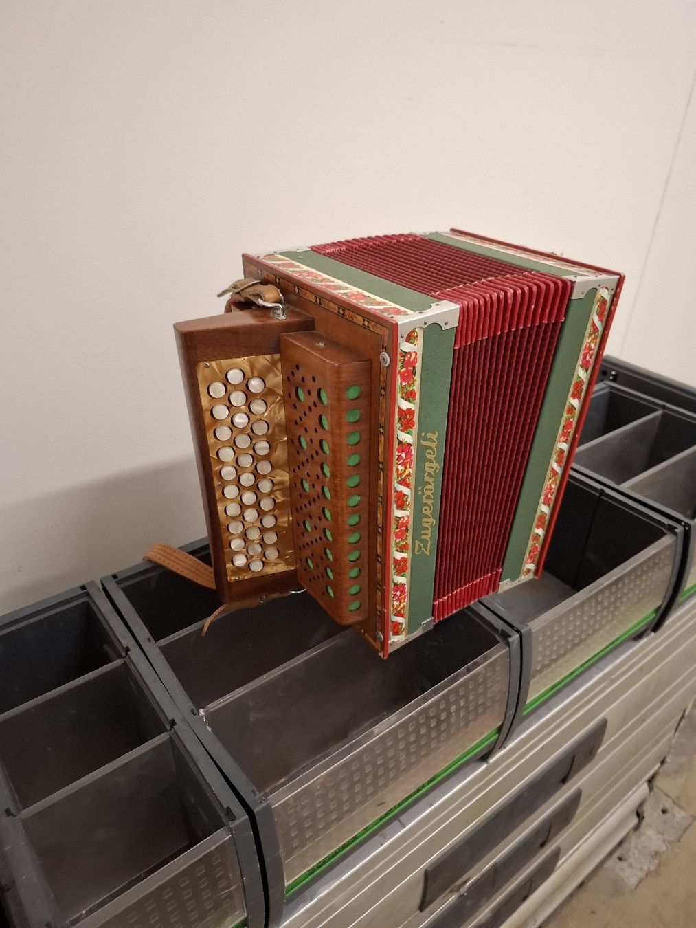 Strumenti musicali: zuger orgeli – Usato da Villeneuve venduto da BibiVintage 8