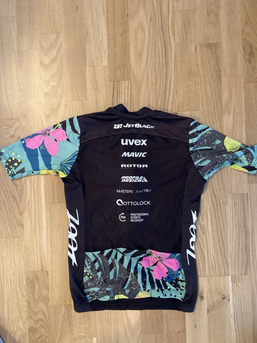 Leibchen & Hosen: Cycling Jersey – Gebraucht aus Hunzenschwil von mila012 2